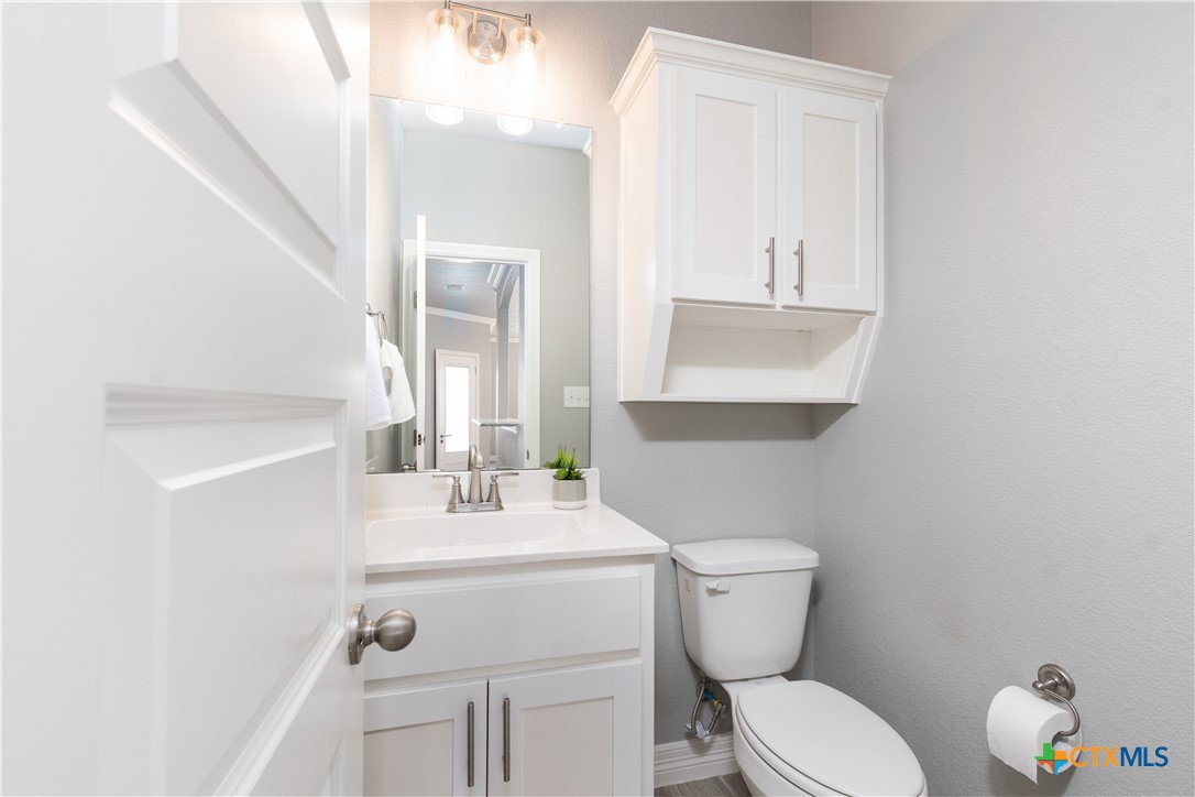2109 Mercer Street Property Photo 6