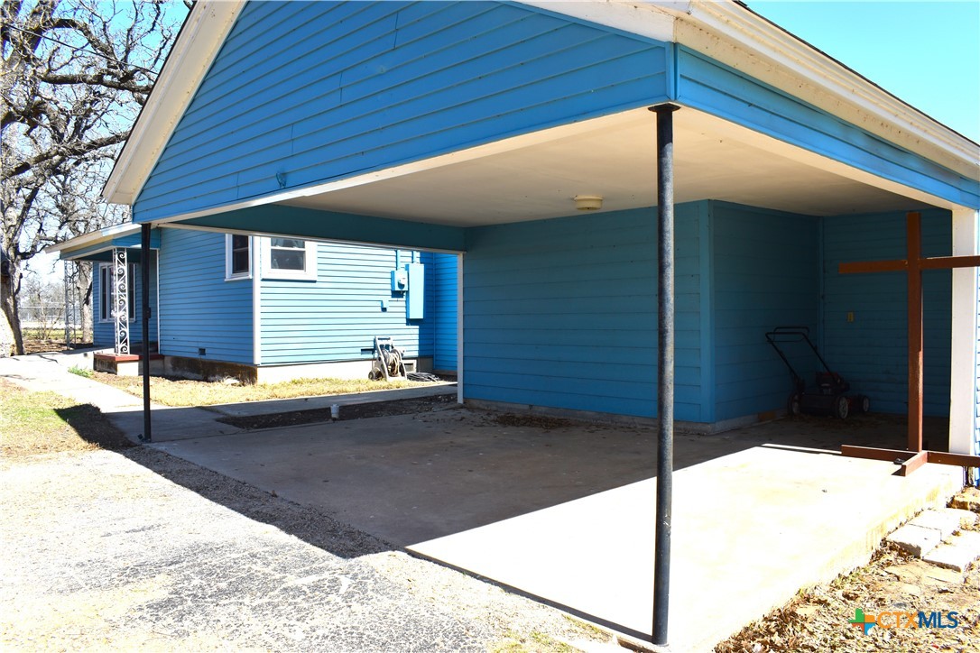 421 Fm 1600 Property Photo 14