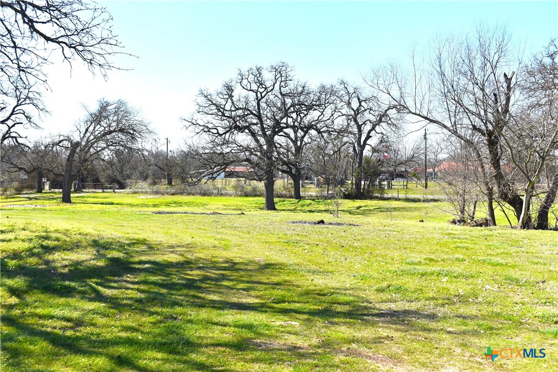 421 Fm 1600 Property Photo 36