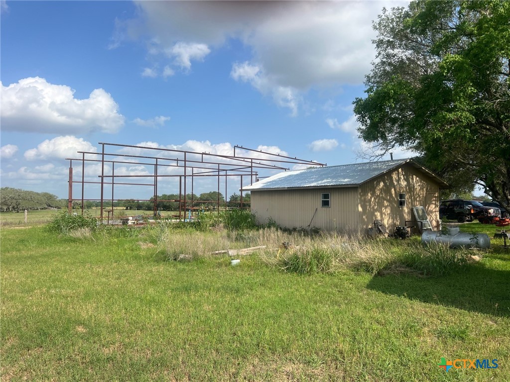 437 Cr 360 Road Property Photo 17