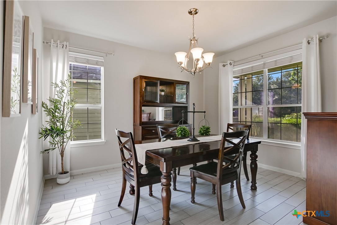 1122 Boxwood Loop Property Photo 10