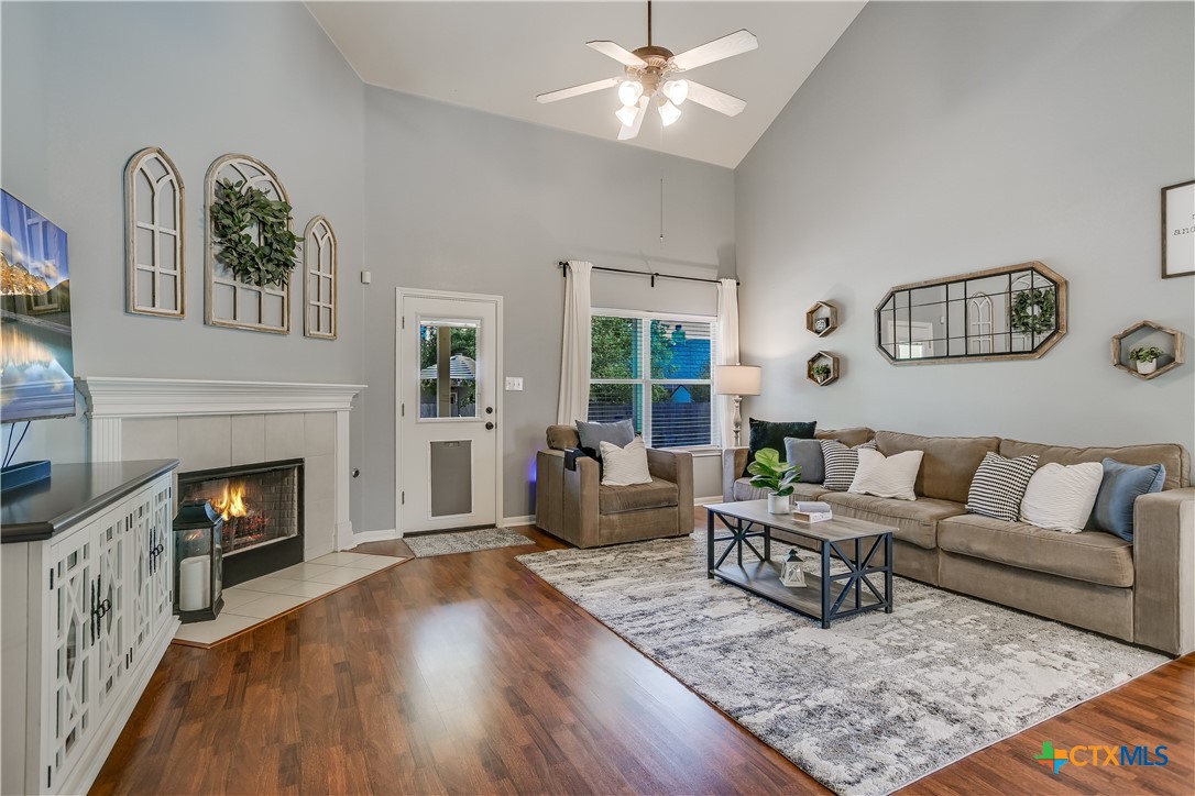 1122 Boxwood Loop Property Photo 14