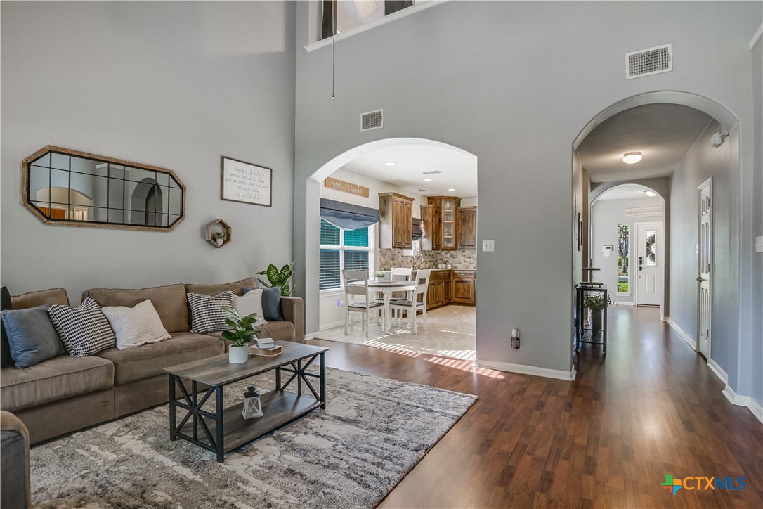 1122 Boxwood Loop Property Photo 15