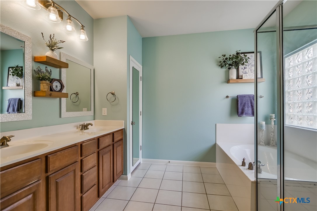 1122 Boxwood Loop Property Photo 19