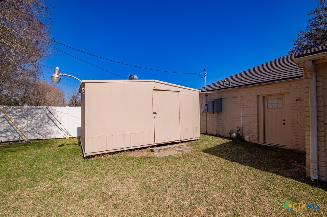 114 Berkshire Lane Property Photo 24