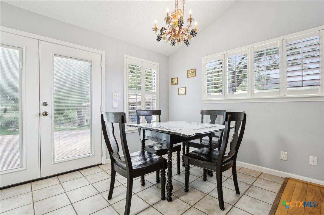 1890 Ponderosa Drive Property Photo 9