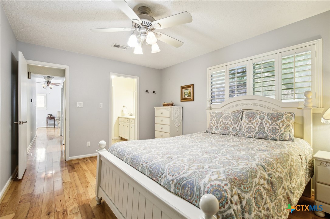 1890 Ponderosa Drive Property Photo 14