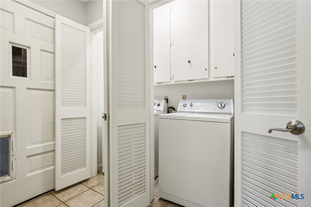 1890 Ponderosa Drive Property Photo 20