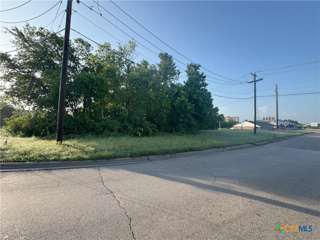 2601 Exchange Plaza Property Photo 1