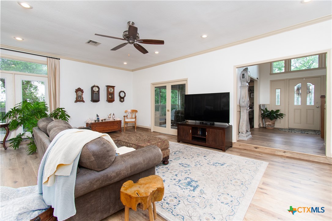 901 Hartrick Canyon Drive Property Photo 4
