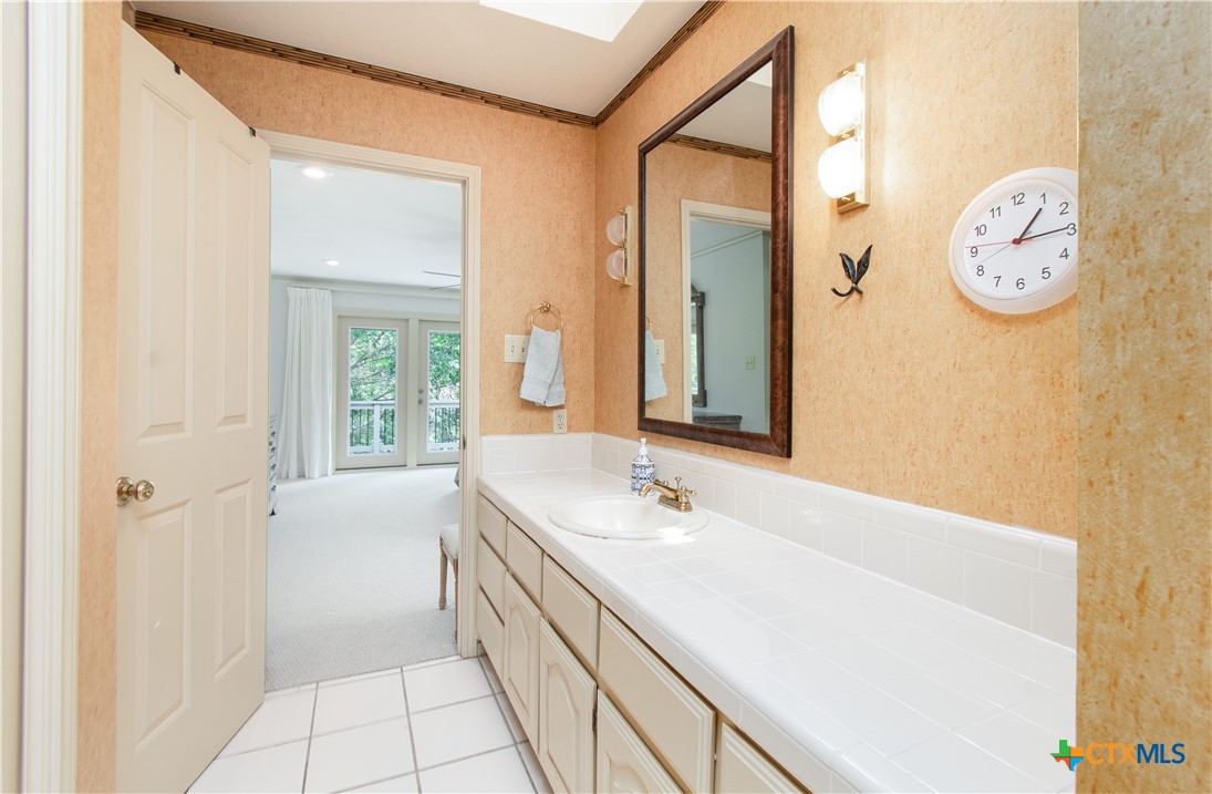 901 Hartrick Canyon Drive Property Photo 18