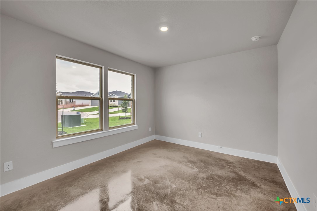 1016 Peppermint Drive Property Photo 11