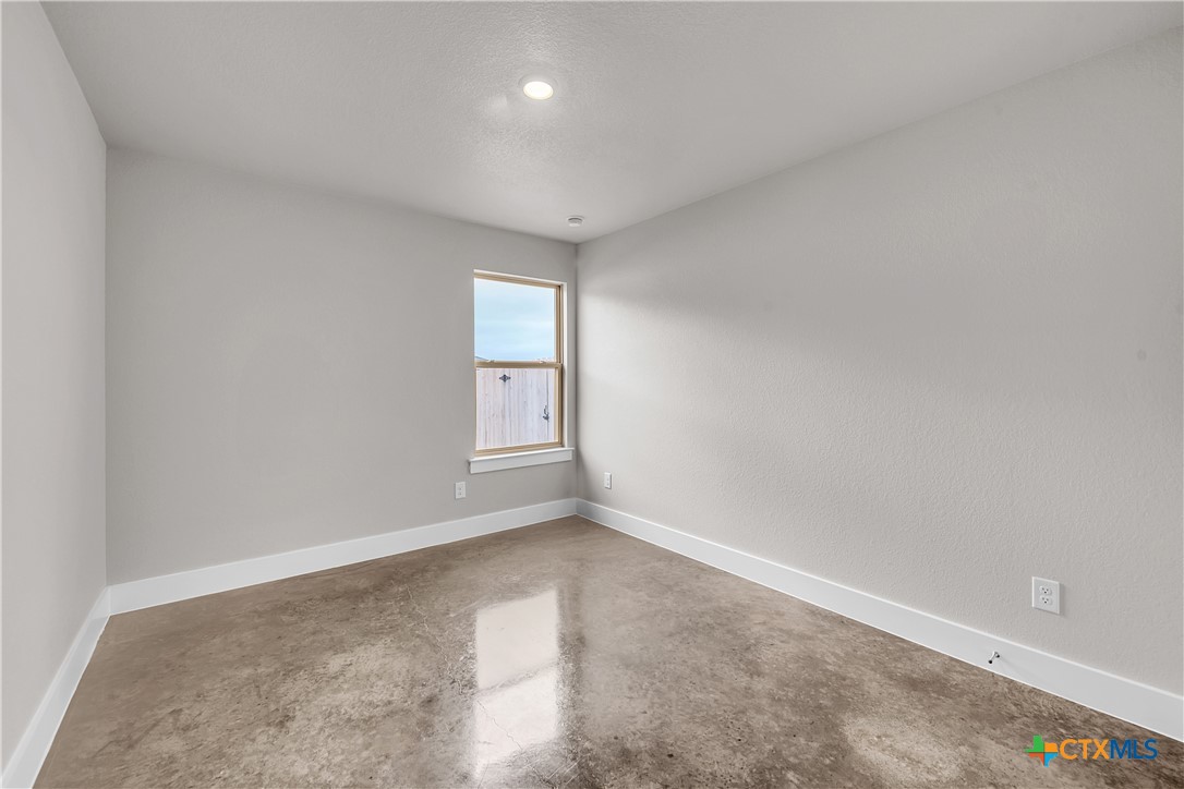 1016 Peppermint Drive Property Photo 13