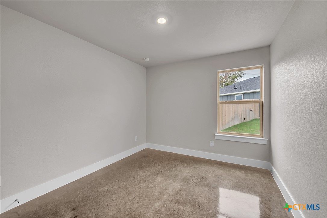 1016 Peppermint Drive Property Photo 14