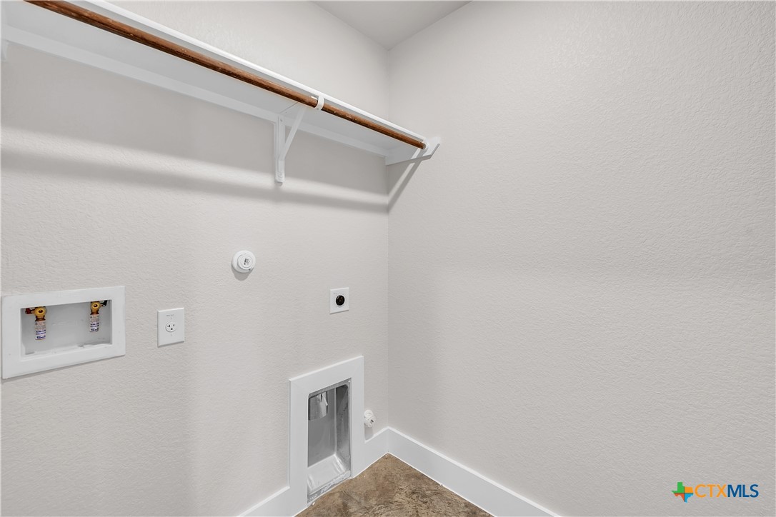 1016 Peppermint Drive Property Photo 15