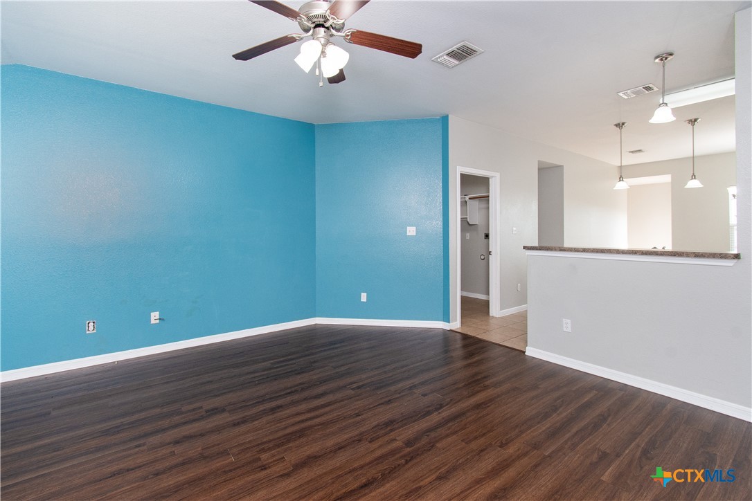 2324 Bellmont Property Photo 2