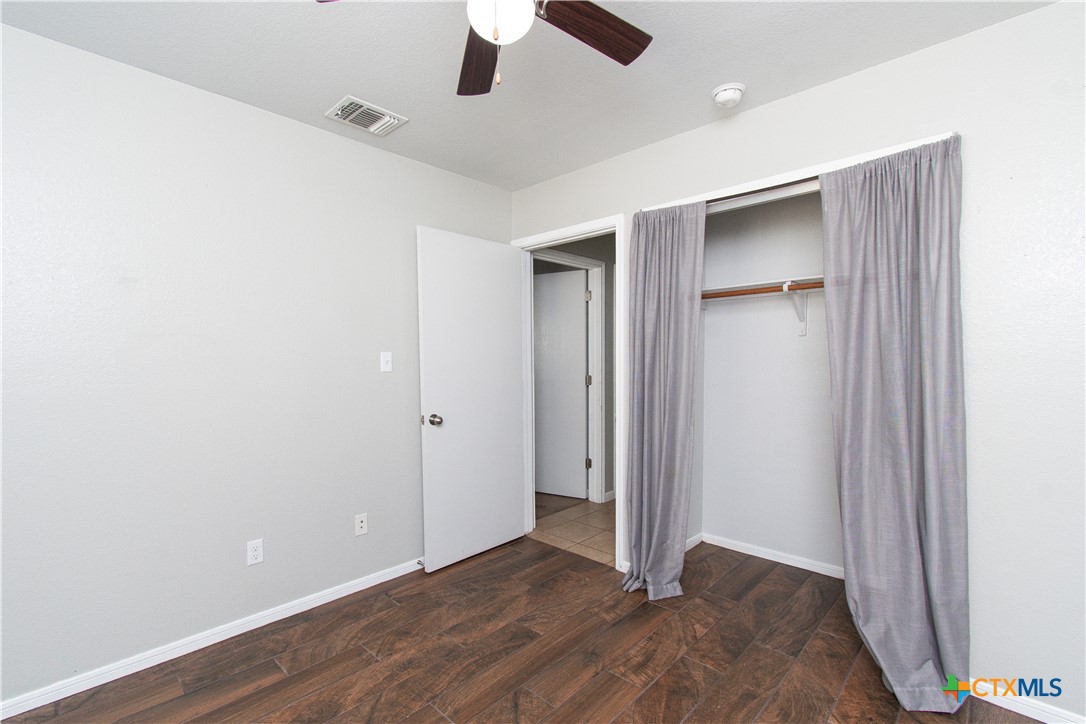 2324 Bellmont Property Photo 11