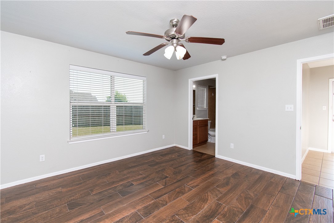 2324 Bellmont Property Photo 17