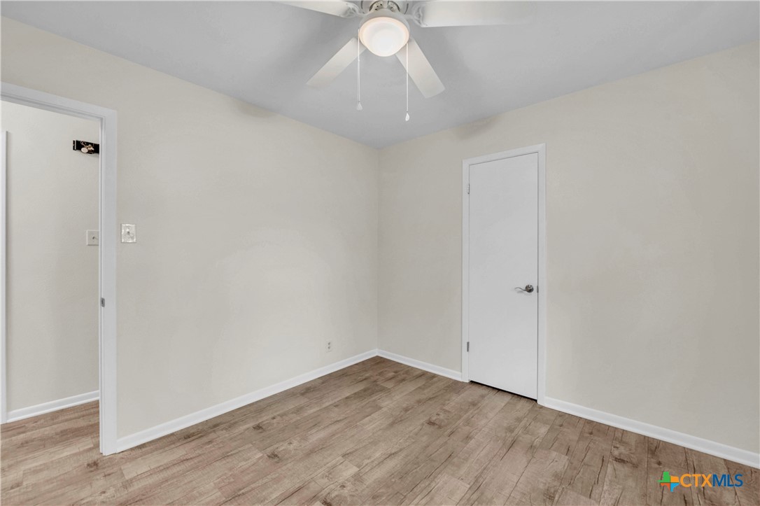 210 S Burnet Street Property Photo 5