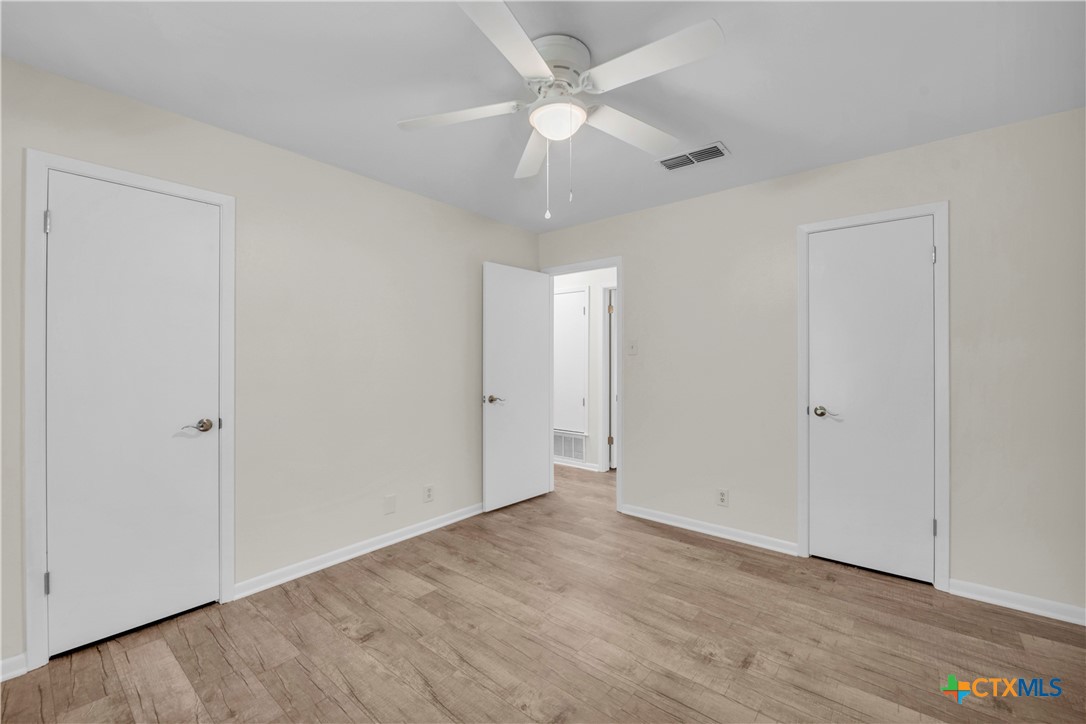 210 S Burnet Street Property Photo 10
