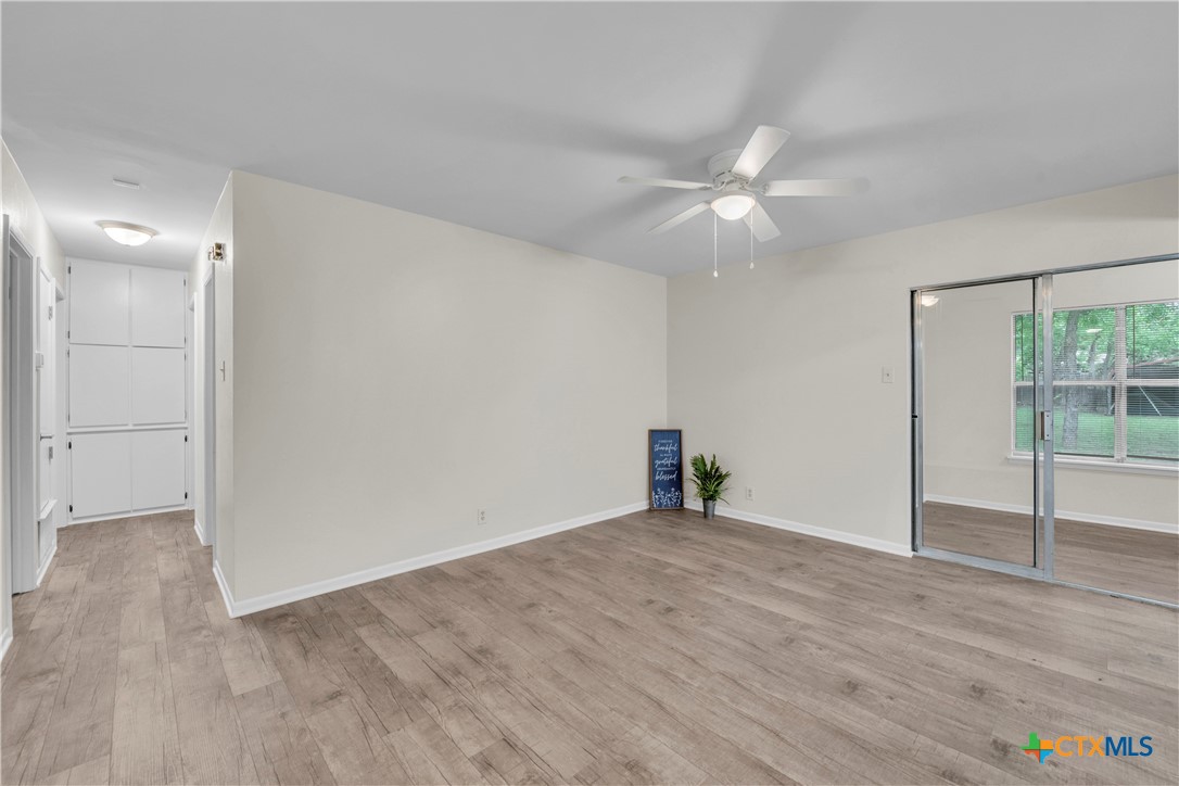 210 S Burnet Street Property Photo 12