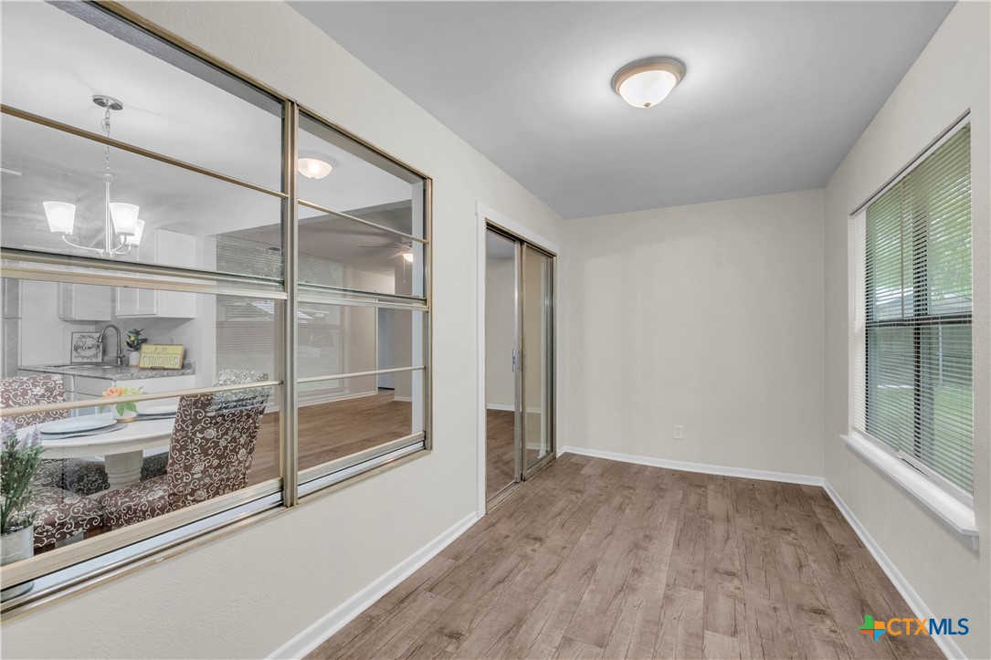 210 S Burnet Street Property Photo 18