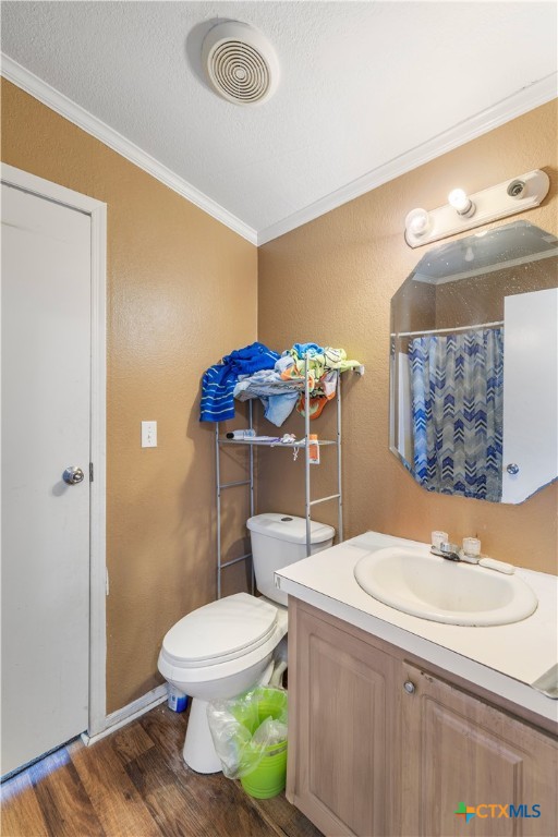 102 Fannin Oaks Drive Property Photo 22