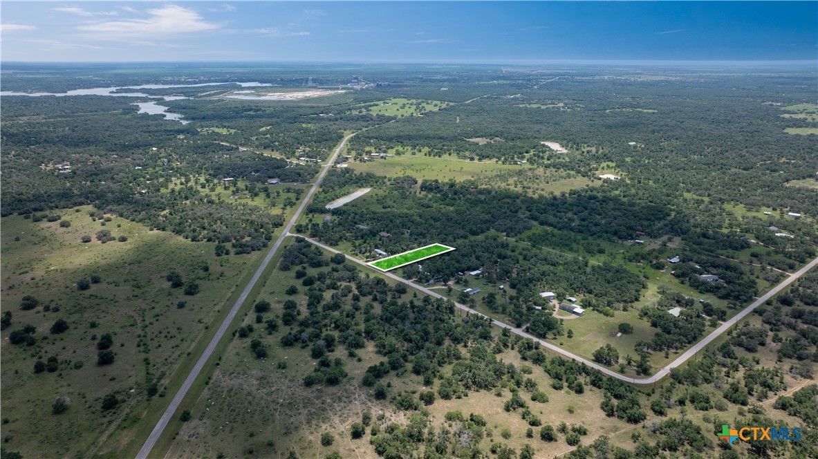 102 Fannin Oaks Drive Property Photo 31