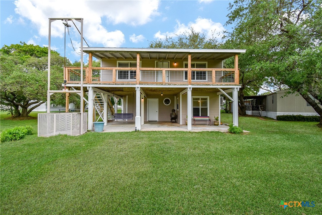 1551 Bayview Drive Property Photo 1