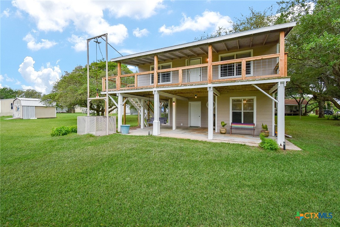 1551 Bayview Drive Property Photo 3