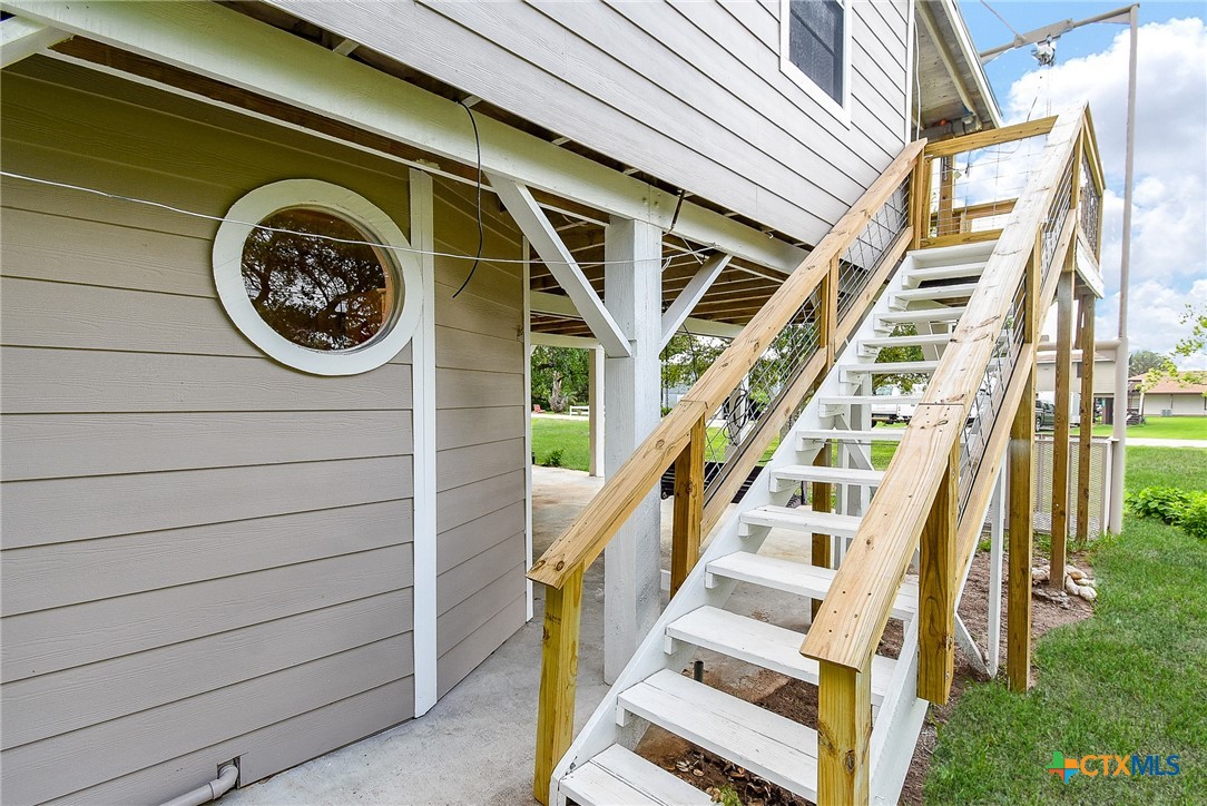 1551 Bayview Drive Property Photo 9
