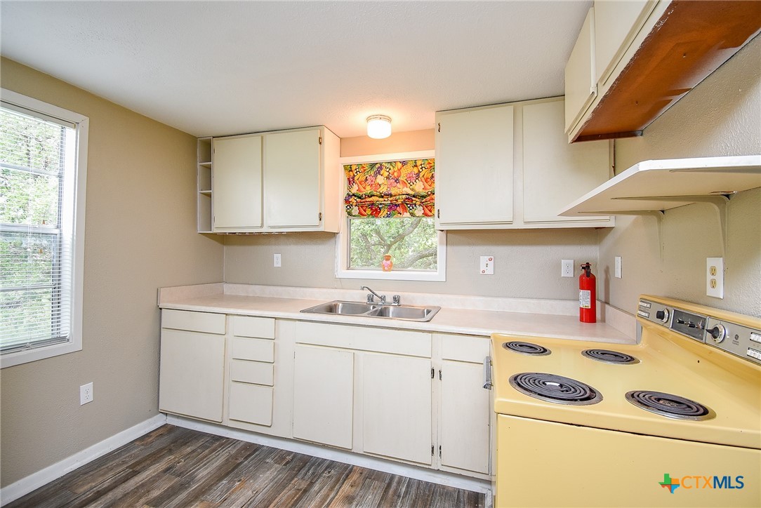 1551 Bayview Drive Property Photo 22