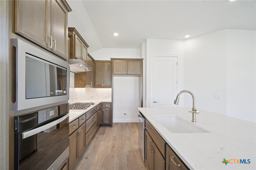 1528 Dancing Oak Lane Property Photo 12