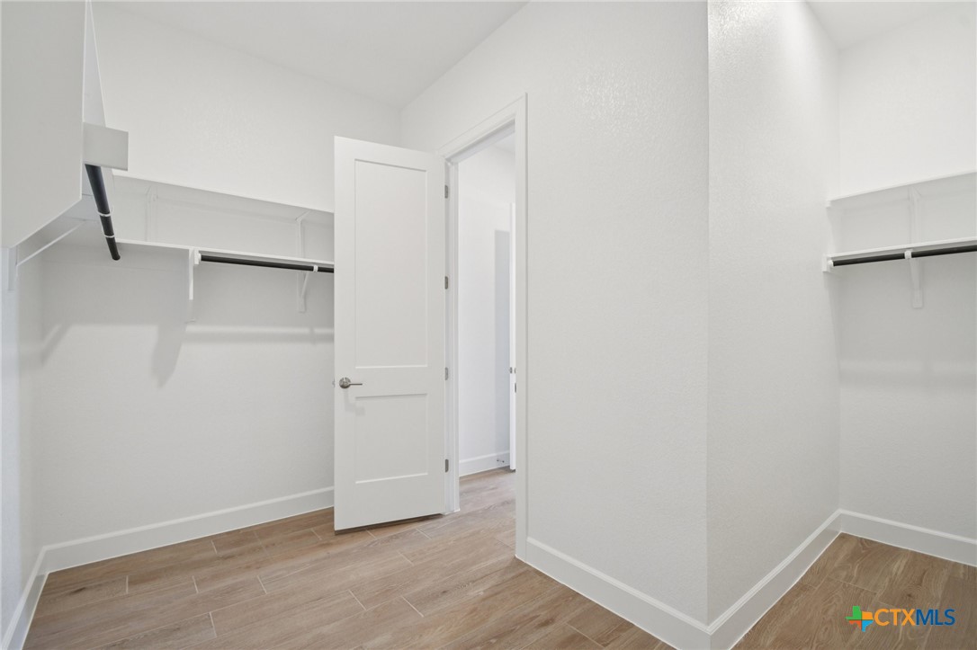 1528 Dancing Oak Lane Property Photo 16