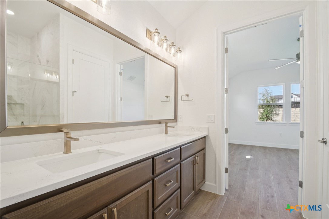 1528 Dancing Oak Lane Property Photo 18