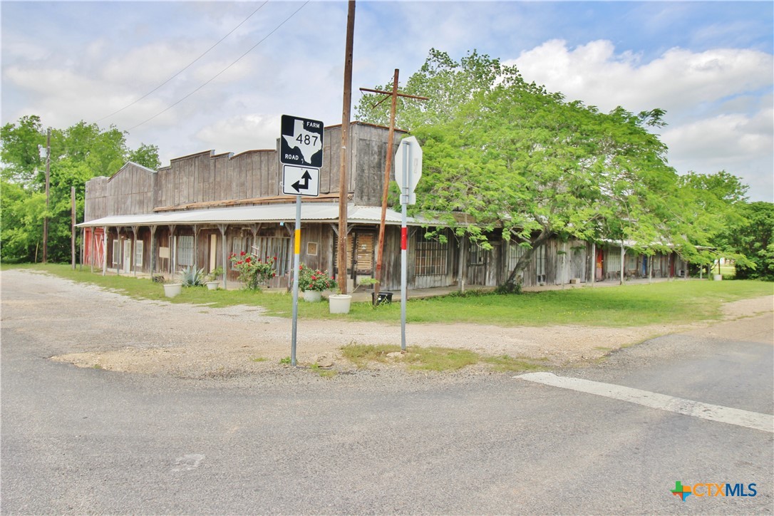 21012 N Fm 487 Property Photo