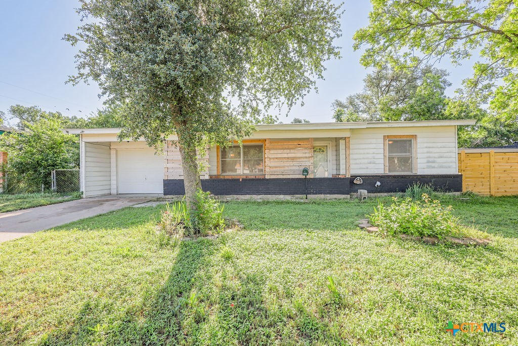 1905 S 53rd Street Property Photo 1