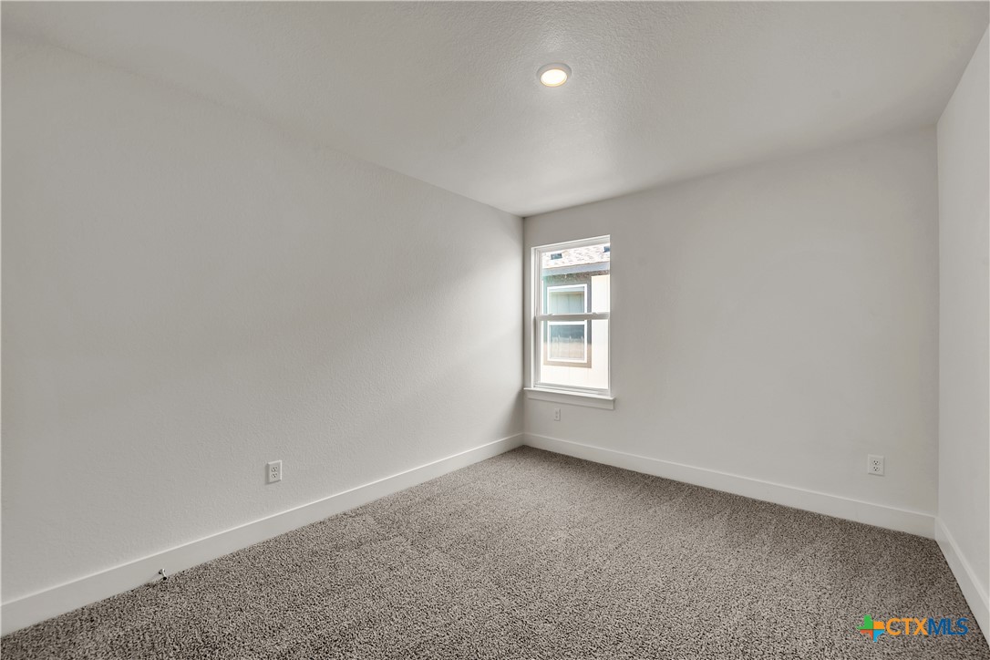 2406 Healy Drive Property Photo 11