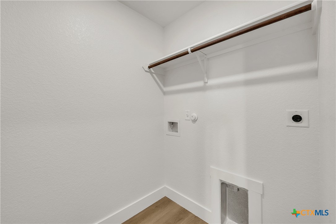 2406 Healy Drive Property Photo 15