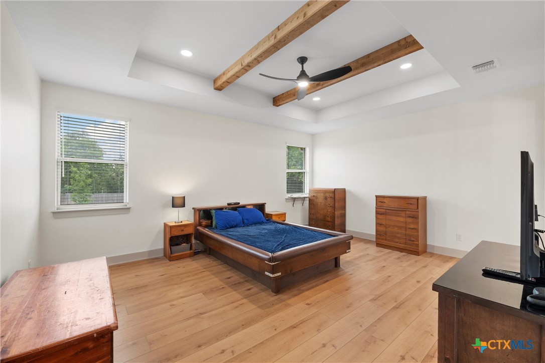 332 Claremont Drive Property Photo 14