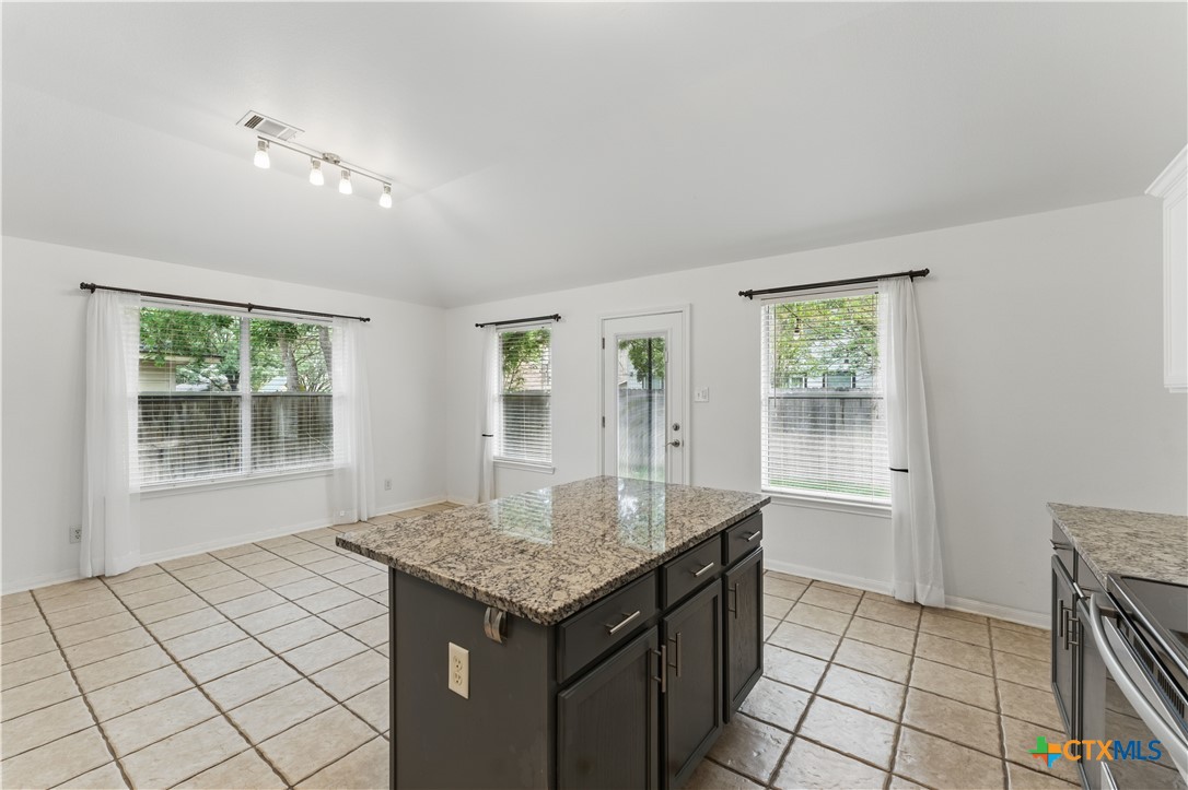 320 Meadow Park Property Photo 25