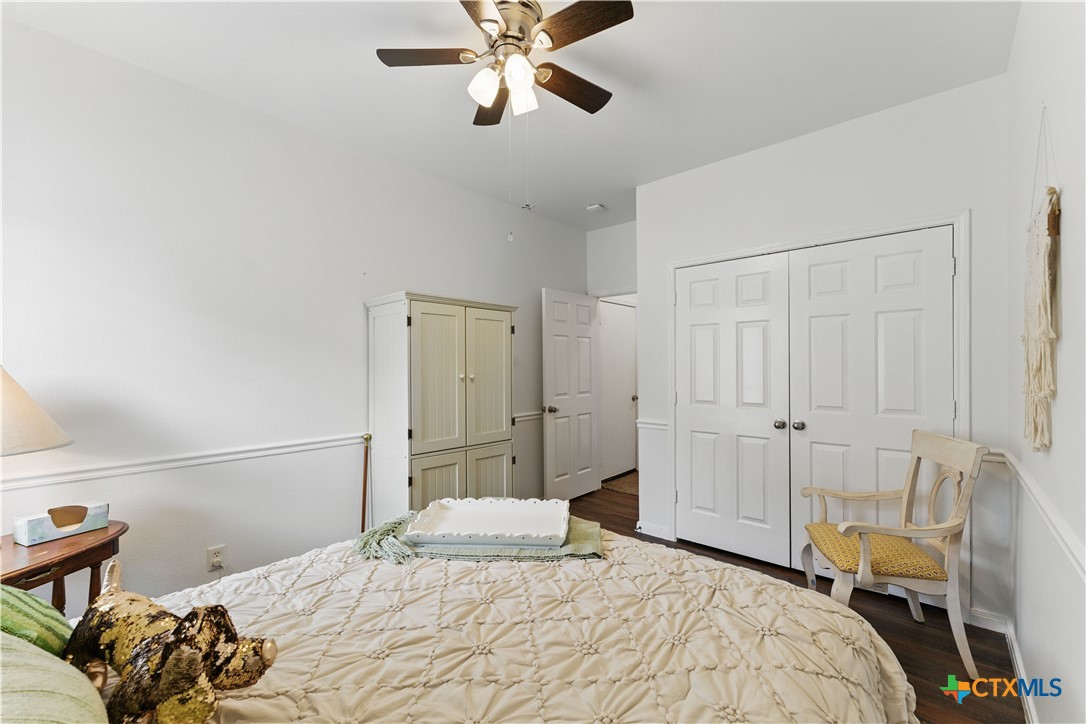 320 Meadow Park Property Photo 30