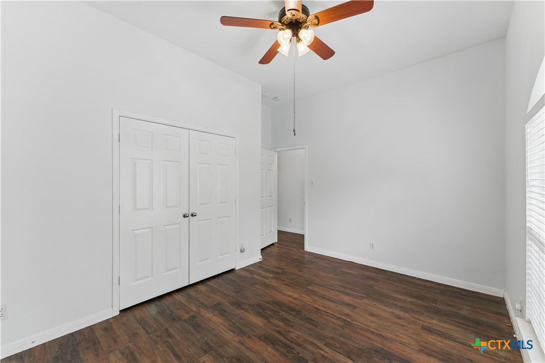 320 Meadow Park Property Photo 32