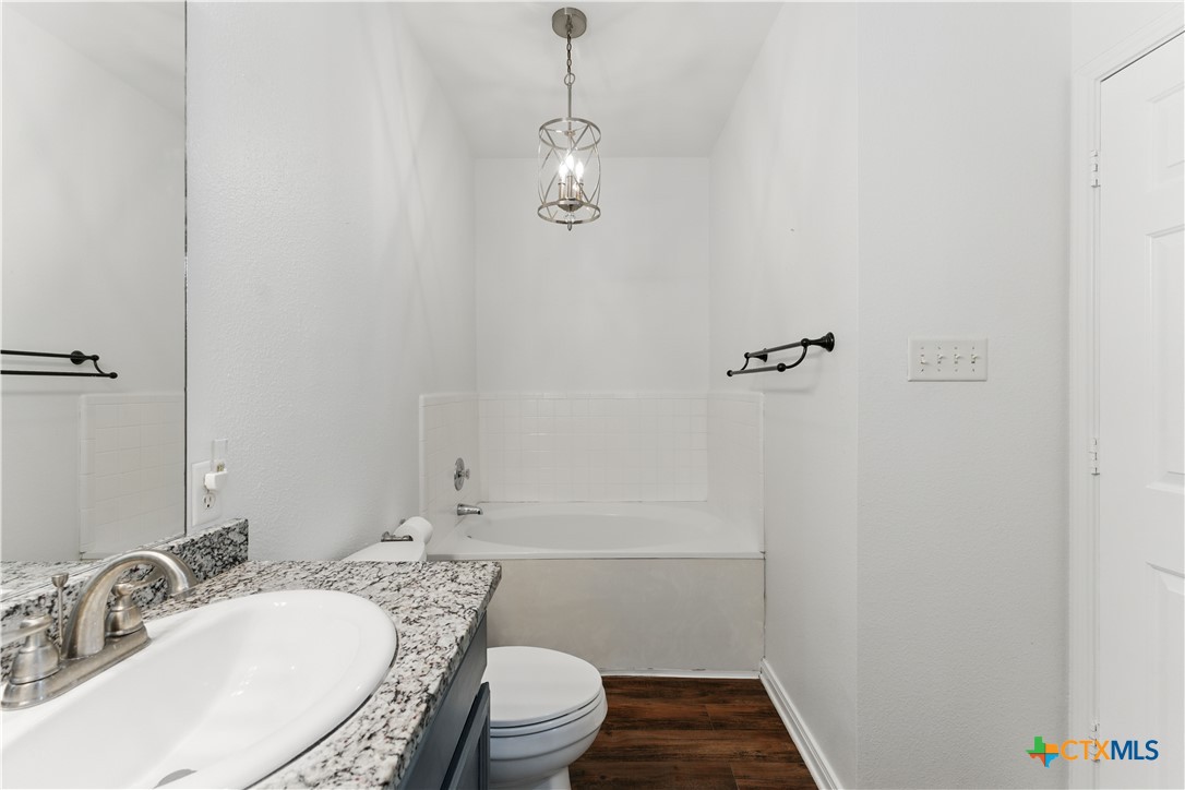 320 Meadow Park Property Photo 36