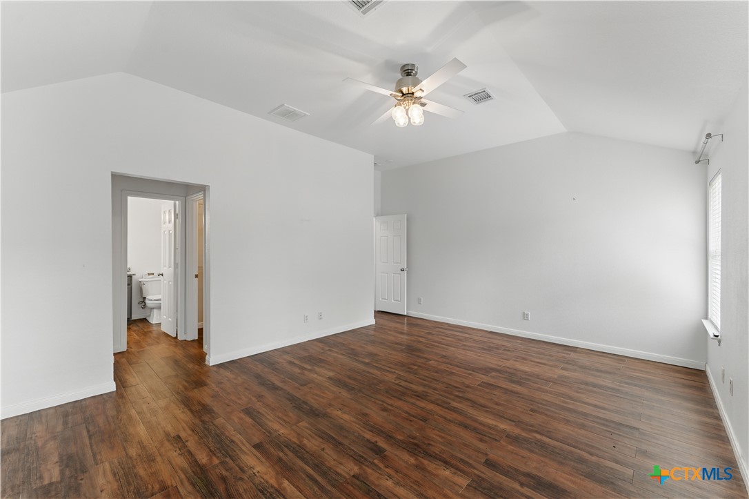 320 Meadow Park Property Photo 41