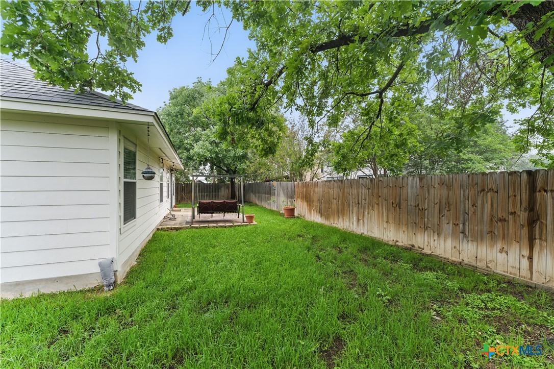 320 Meadow Park Property Photo 42