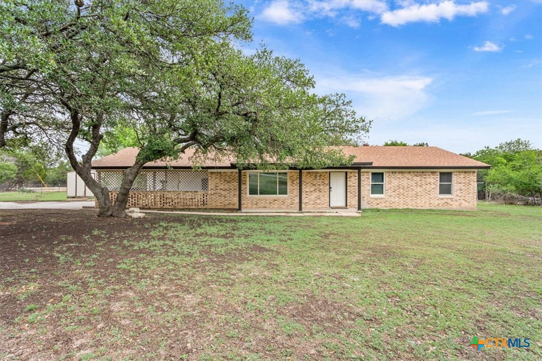 627 County Road 3376 Property Photo 1