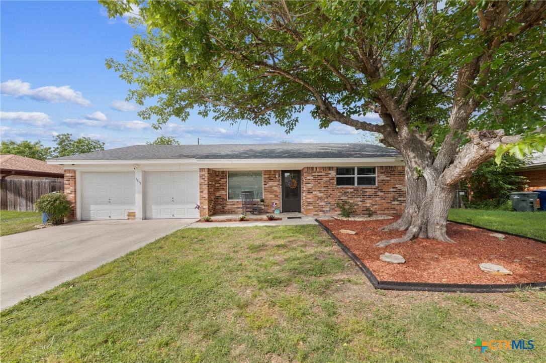 1611 Velma Avenue Property Photo 1