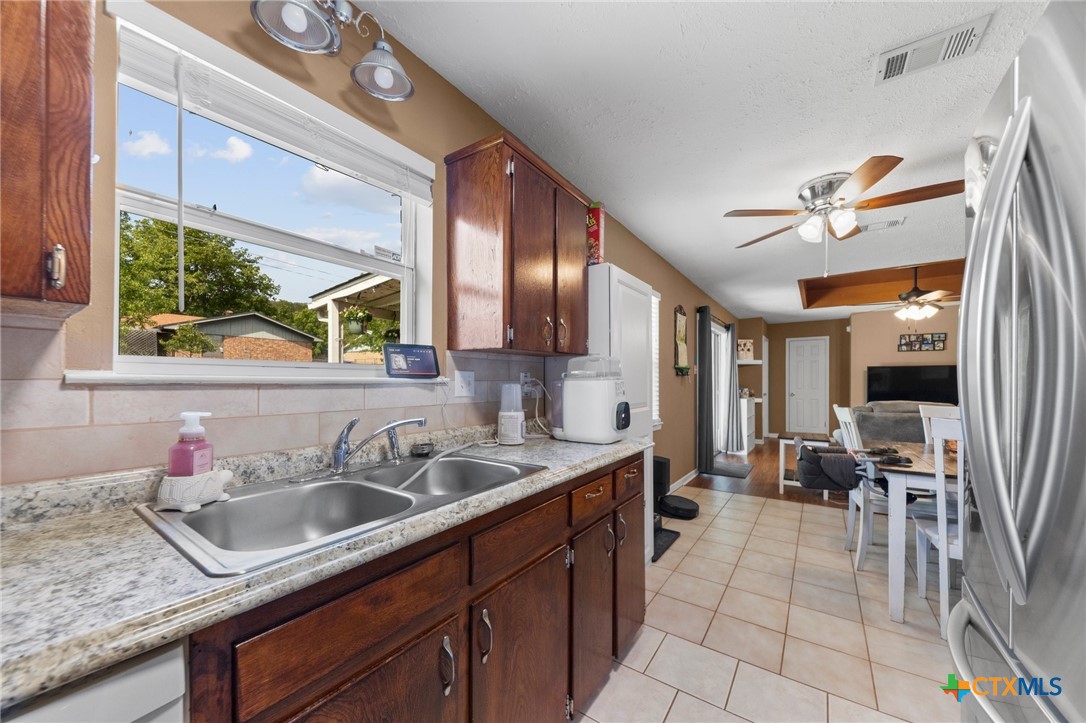 1611 Velma Avenue Property Photo 12
