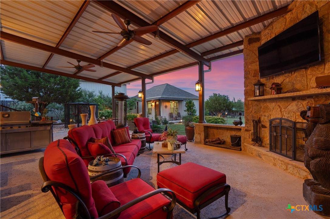 170 Sunny Slope Road Property Photo 3